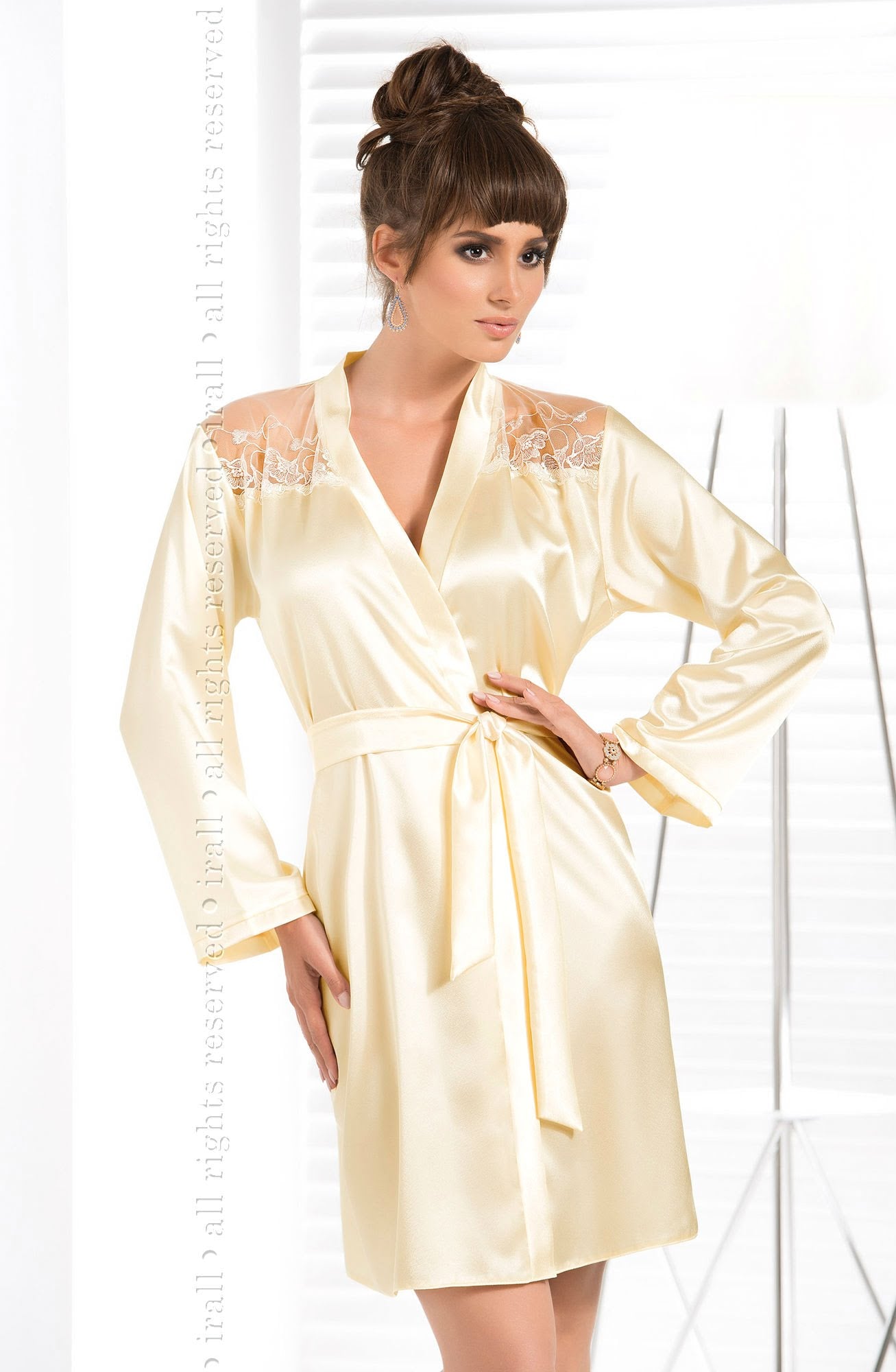 Daphne Dressing Gown Cream Nightwear Nightwear